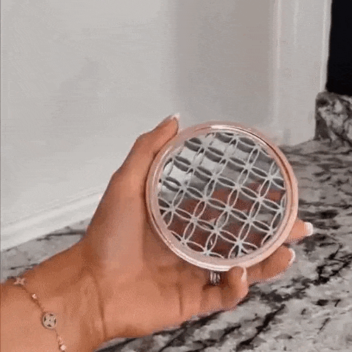✨ ¡Brochas limpias en segundos y piel libre de impurezas!